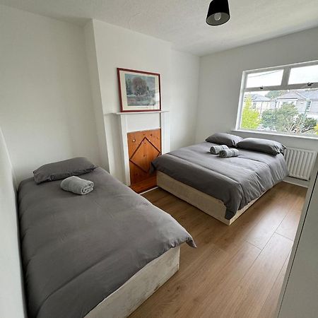 Nice Triple Room At 2 Iveragh Rd-7 都柏林 外观 照片